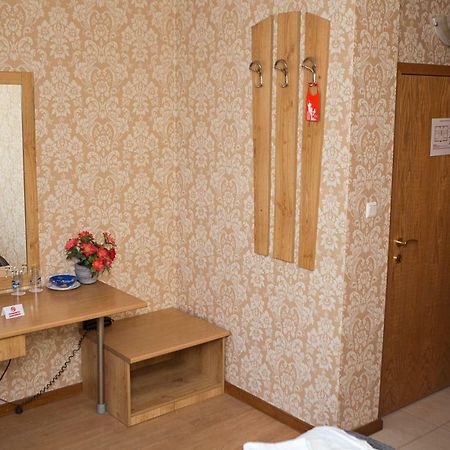 Hotel Еника à Varna Extérieur photo