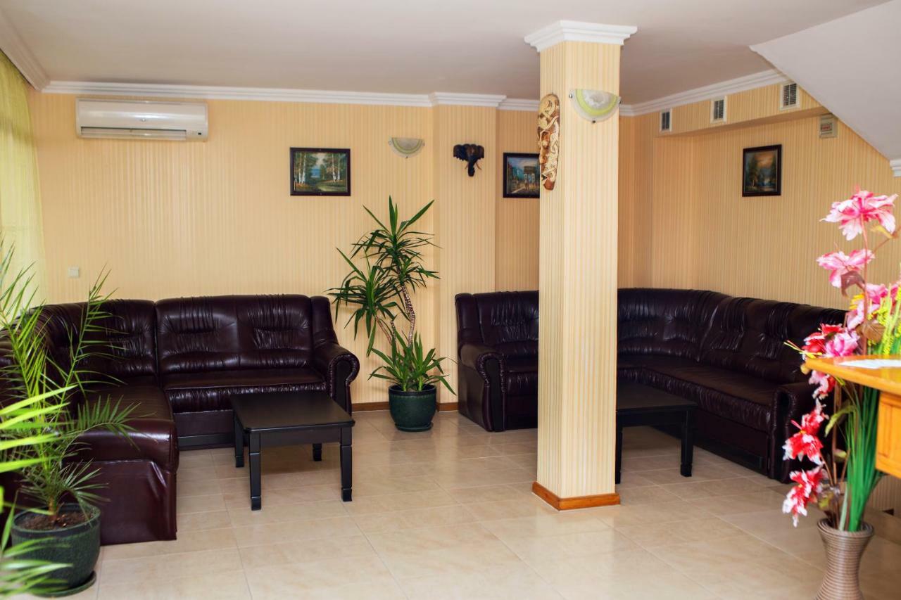 Hotel Еника à Varna Extérieur photo
